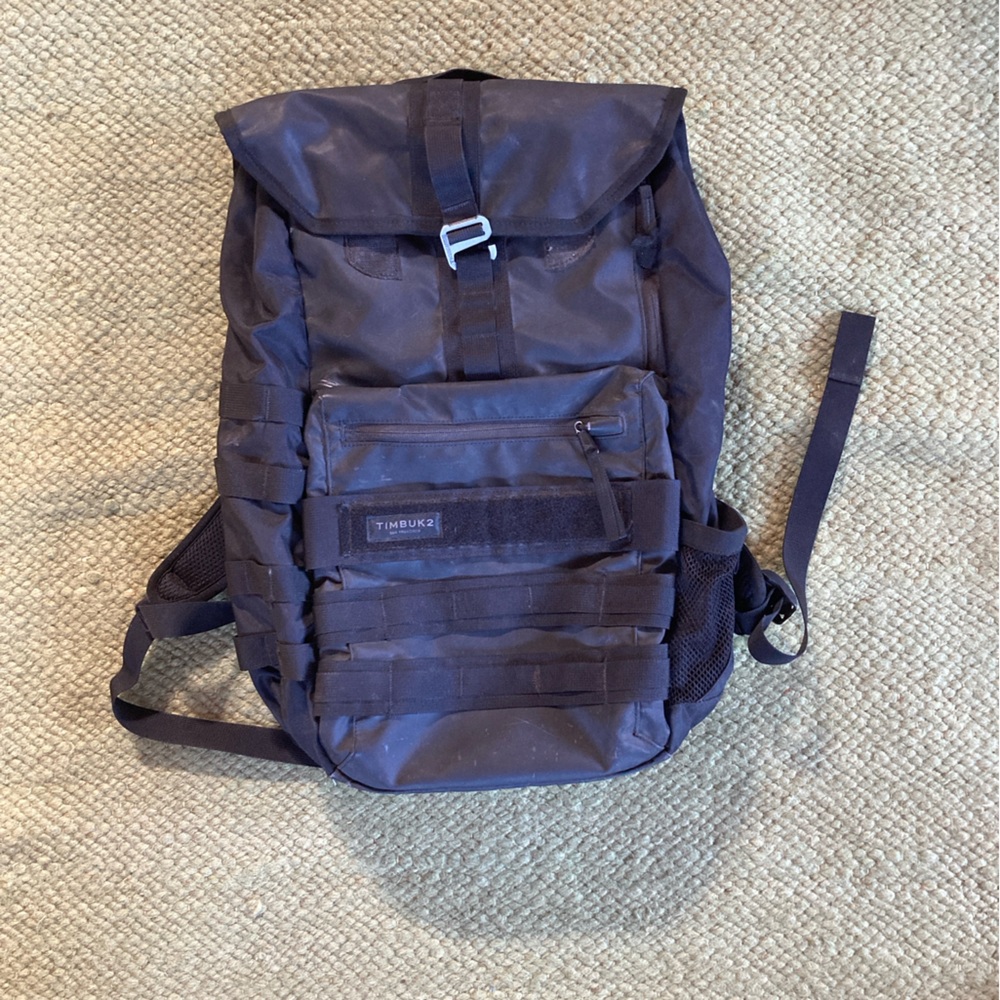 TIMBUK2 Weatherproof Backpack Black Velcro clasp closure